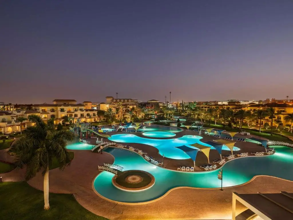 Albergo Mövenpick Cairo Media City